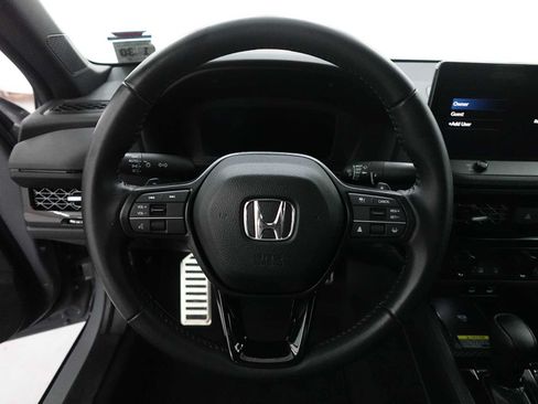 Used 2025 Honda Accord Sport image 16