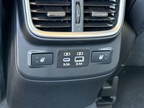Used 2025 Subaru Outback Touring image 11
