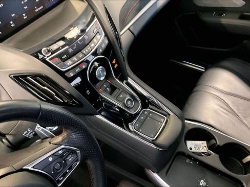 Used 2025 Acura RDX A-Spec image 18