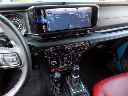 Certified 2024 Jeep Wrangler Unlimited Rubicon 392 AWD/4WD image 16