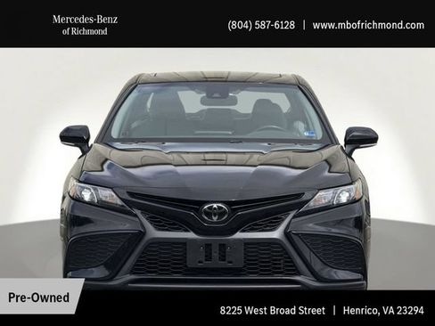 Used 2023 Toyota Camry SE w/ Cold Weather Package FWD image 10