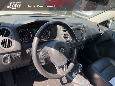 Used 2017 Volkswagen Tiguan Sport image 9
