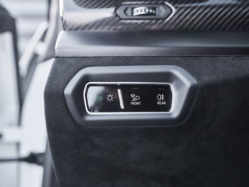 Used 2024 Lamborghini Urus Performante image 57