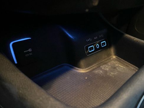 Used 2019 Dodge Durango GT image 23