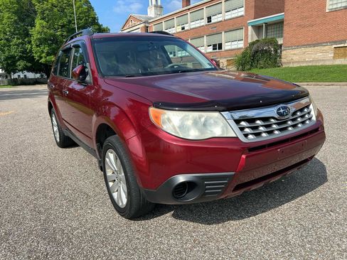 Used 2011 Subaru Forester 2.5X Premium AWD/4WD image 5