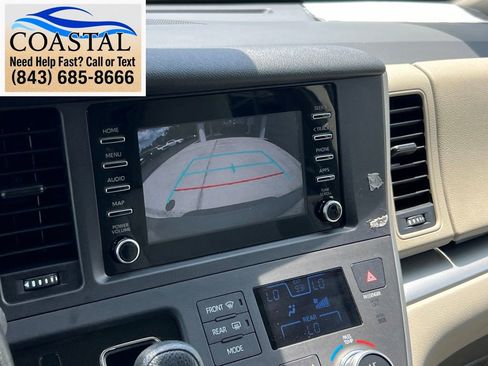 Used 2020 Toyota Sienna L FWD image 36