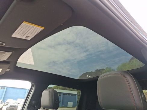 Used 2024 Chevrolet Silverado EV RST image 17