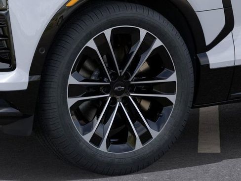 New 2026 Chevrolet Blazer EV SS image 9