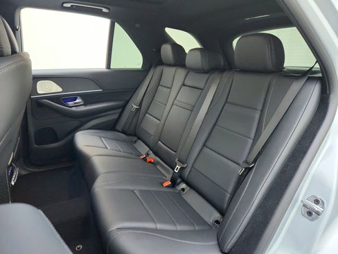 New 2026 Mercedes-Benz GLE 450 4MATIC image 17