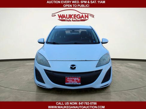 Used 2011 MAZDA MAZDA3 i Sport FWD image 2