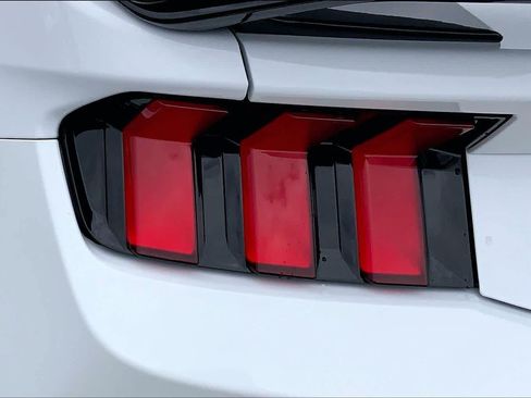 Certified 2025 Ford Mustang Dark Horse RWD image 27