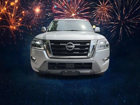 Used 2024 Nissan Armada SV AWD/4WD image 8