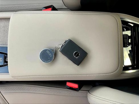 New 2026 Volvo XC90 B5 Plus w/ Protection Package AWD/4WD image 35