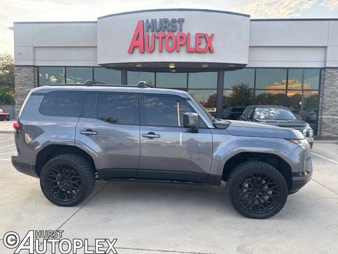 Used 2025 Lexus GX 550 AWD/4WD image 1
