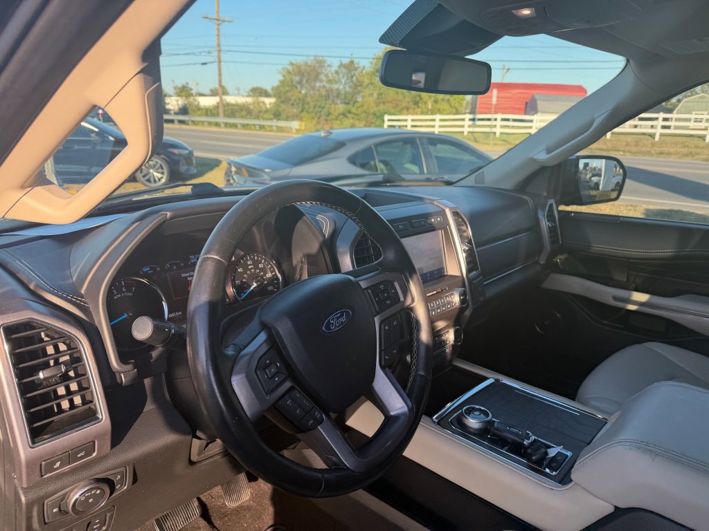 Used 2020 Ford Expedition Platinum RWD image 11