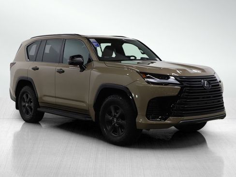 Used 2025 Lexus LX 700h Overtrail AWD/4WD image 7