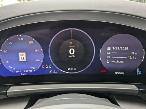 New 2025 Porsche Macan 4S Electric image 17