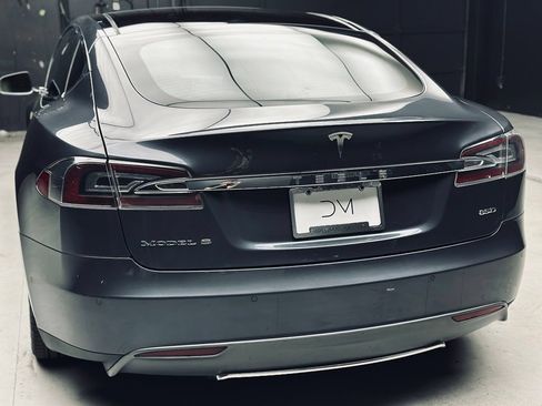 Used 2015 Tesla Model S 85D AWD/4WD image 16