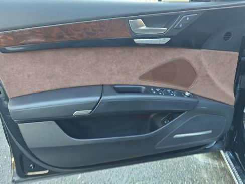 Used 2014 Audi A8 L TDI image 11