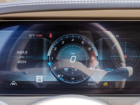 Used 2020 Mercedes-Benz S 560 Sedan w/ AMG Line Exterior image 19