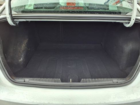 Used 2014 Chevrolet Cruze LT image 18