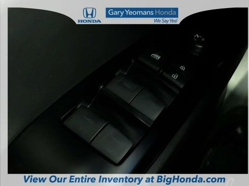 Used 2025 Toyota Camry LE w/ Convenience Package FWD image 23