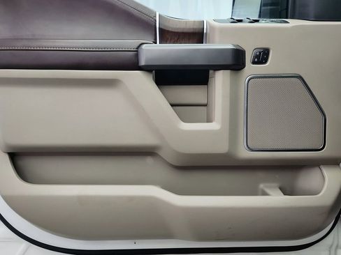 Used 2019 Ford F150 Limited image 27