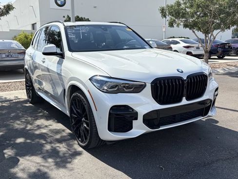 Used 2023 BMW X5 sDrive40i w/ M Sport Package RWD image 3