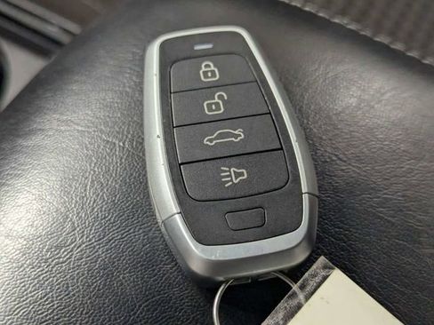 Used 2021 Dodge Charger GT w/ Blacktop Package image 21