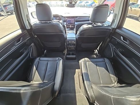 Used 2021 Jeep Grand Cherokee L Limited image 22