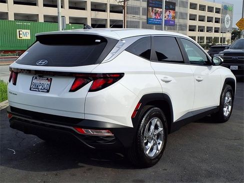 Certified 2024 Hyundai Tucson SE image 4