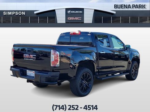 Used 2022 GMC Canyon Denali w/ Denali Black Edition Package AWD/4WD image 8