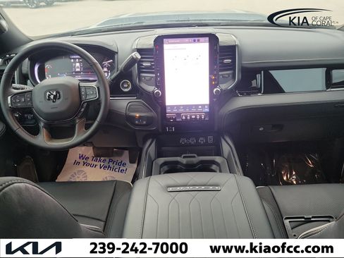 Used 2026 RAM 2500 Limited AWD/4WD image 15