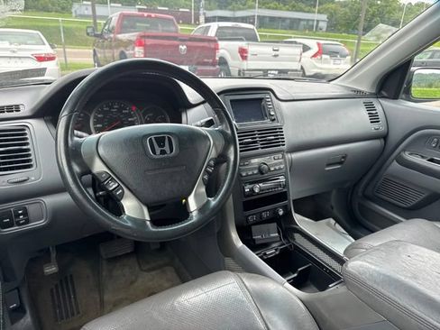 Used 2004 Honda Pilot EX image 12