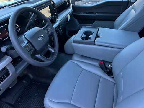 New 2026 Ford F250 XL w/ XL Chrome Package RWD image 9