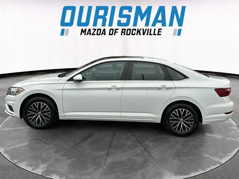 Used 2020 Volkswagen Jetta SE image 3