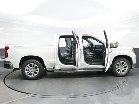 Used 2023 Chevrolet Silverado 1500 LTZ AWD/4WD image 44