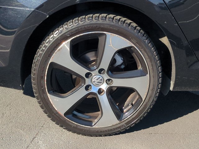 Used 2015 Volkswagen Golf TDI S FWD image 22