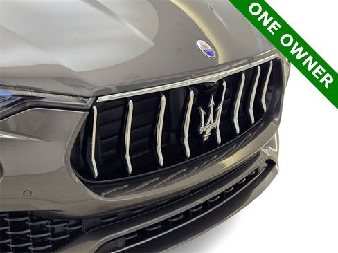 Used 2021 Maserati Levante S image 3