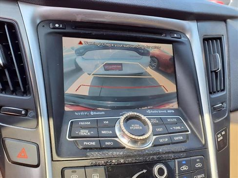 Used 2015 Hyundai Sonata Limited w/ Option Group 02 image 12