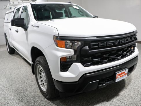 Used 2024 Chevrolet Silverado 1500 W/T w/ Trailering Package AWD/4WD image 5