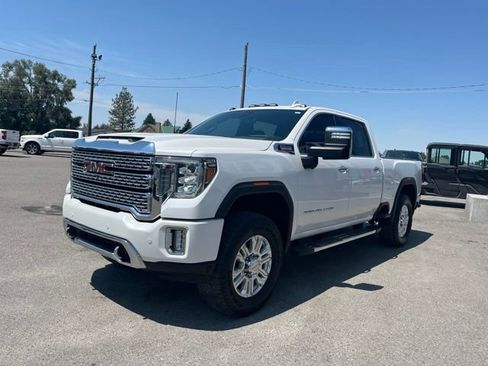 Used 2020 GMC Sierra 2500 Denali w/ Denali Ultimate Package AWD/4WD image 4