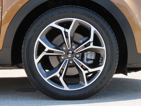 Used 2020 Kia Sportage SX FWD image 16