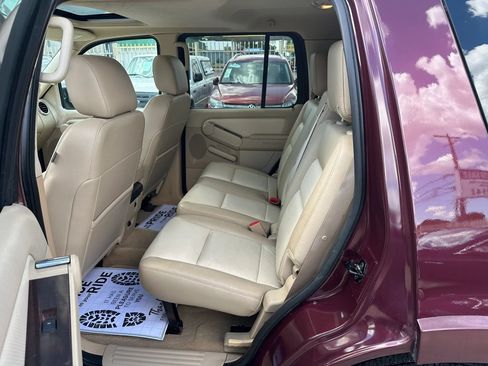 Used 2006 Ford Explorer Limited AWD/4WD image 28