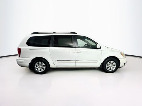 Used 2008 Hyundai Entourage GLS FWD image 10