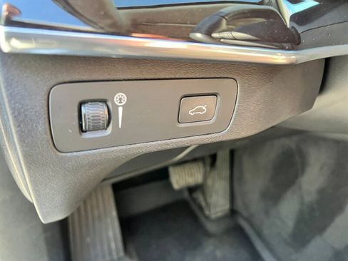 Used 2019 Volvo XC90 T6 Momentum w/ Advanced Package image 33