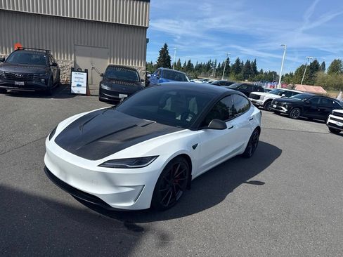 Used 2025 Tesla Model 3 Performance AWD/4WD image 2