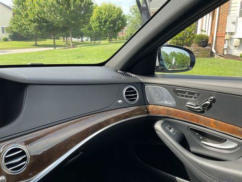 Used 2015 Mercedes-Benz S 550 4MATIC Sedan image 76