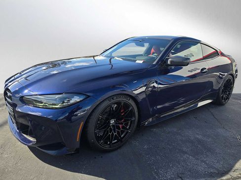 Used 2022 BMW M4 Coupe w/ M Carbon Exterior Package image 7