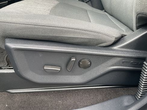 Used 2022 Ford F150 XLT w/ Equipment Group 302A High image 18